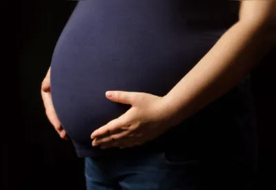 De acordo com números divulgados pelo Ministério da Saúde, um a cada sete bebês brasileiros é filho de mãe adolescente