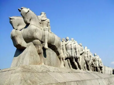 Monumento às bandeiras, de Victor Brecheret