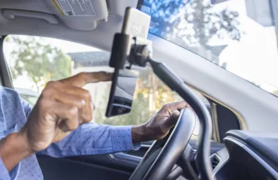 Pela proposta, motoristas deverão recolher 7,5% de contribuição à Previdência Social sobre o salário recebido