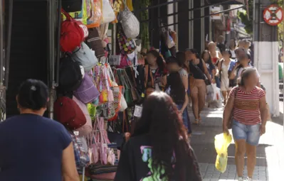 Imagem ilustrativa da imagem Intenção de Consumo das Famílias cai 5,5% no Paraná em março