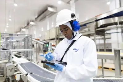 Imagem ilustrativa da imagem JBS inaugura em Rolândia duas fábricas de alimentos de valor agregado