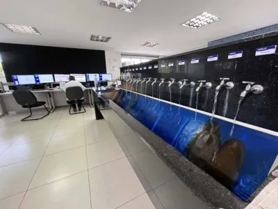 Moradores reclamaram de cheiro e gosto na água fornecida pela Sanepar