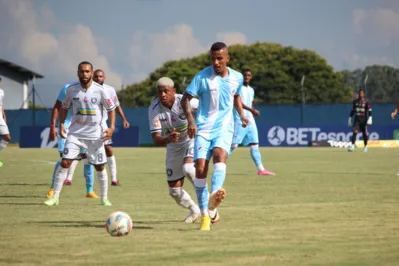 Imagem ilustrativa da imagem Londrina perde a primeira no Campeonato Paranaense