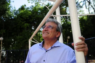 "Me parece que hoje o Dorival estaria mais bem preparado para trabalhar em um clube, onde você tem o dia a dia, mais tempo e convivência com os jogadores para implementar a sua filosofia. E isso não existe na Seleção", afirma Carlos Alberto Garcia