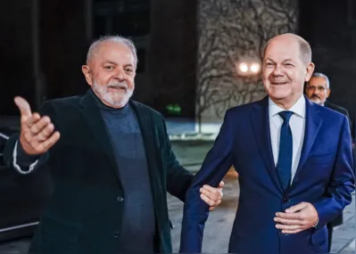 Presidente Lula com o chanceler da Alemanha Olaf Scholz: previsão de vários acordos e parcerias