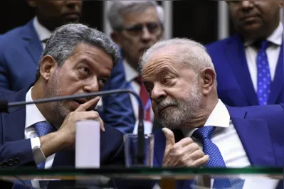 Lula combinou com  Arthur Lira que será Rui Costa (Casa Civil) o ponto de comunicação institucional entre o governo e a Câmara