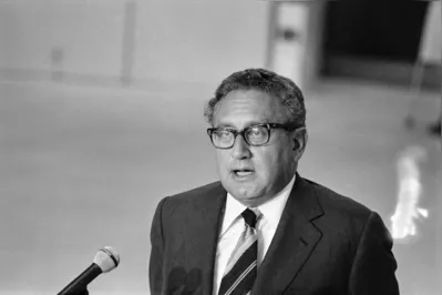 De integrante do Conselho Nacional de Segurança, Kissinger passou para a chefia desse órgão, de onde de fato liderava a política externa americana