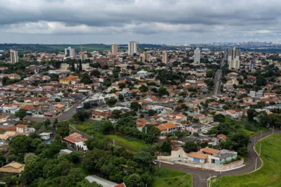 O prefeito José Maria Ferreira (PSD), de Ibiporã, afirma  que “os municípios prestam grande parte de serviços na saúde que não são de sua competência”