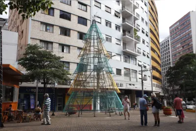 Imagem ilustrativa da imagem Papai Noel chega nesta quinta no Calçadão de Londrina