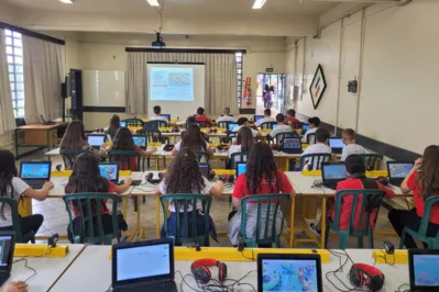 Cerca de 908 mil estudantes da rede estadual voltam às aulas na segunda-feira (5)