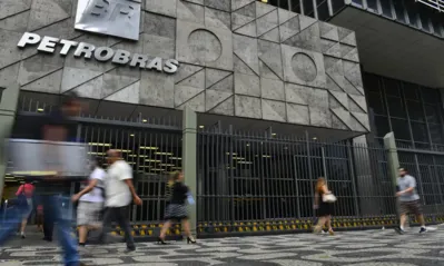 Imagem ilustrativa da imagem Petrobras faz concurso para nível técnico com salário de R$ 5,8 mil