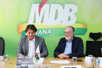 O presidente do MDB do Paraná, deputado estadual Anibelli Neto, e o deputado Tercílio Turini: “Agora, vamos fazer um trabalho para fomentar pré-candidatos a vereador"
