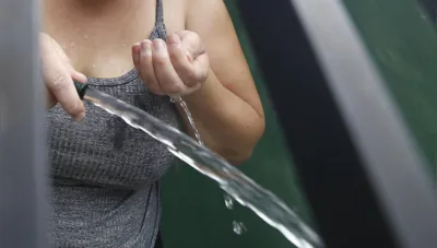 A partir do recebimento da notificação, foi estipulado um prazo de 48 horas para que a Sanepar apresente resposta ao órgão de proteção ao consumidor