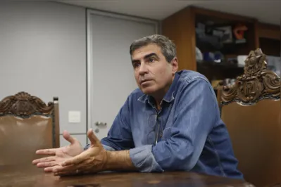 “Se já temos um problema muito sério, vai querer mais bares no local? Não vai dar certo", argumento o prefeito de Londrina