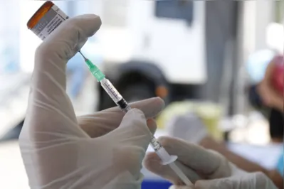 Secretaria da Saúde do Rio Grande do Sul reforçou a recomendação de aplicação da vacina tríplice viral (sarampo, rubéola e caxumba), oferecida gratuitamente pelo SUS