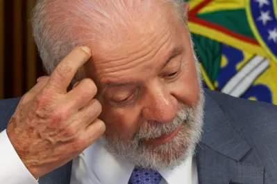 Imagem ilustrativa da imagem Reprovação de Lula vai a 33% e empata com aprovação