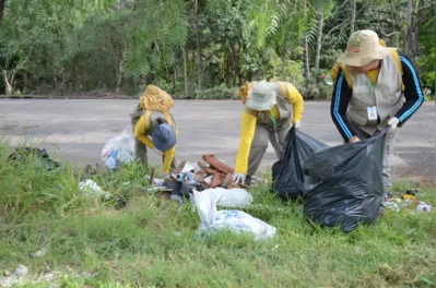Imagem ilustrativa da imagem Santo Amaro recebe mutirão de limpeza contra a dengue