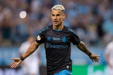 Imagem ilustrativa da imagem São Paulo oficializa contratação de Ferreira, do Grêmio