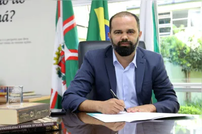 Para Roni Miranda, secretário de Educação do PR, a ampliação das matérias tradicionais é bem-vinda nos cursos regulares, mas poderá acabar com os técnicos que exigem maior tempo para o aprendizado especializado