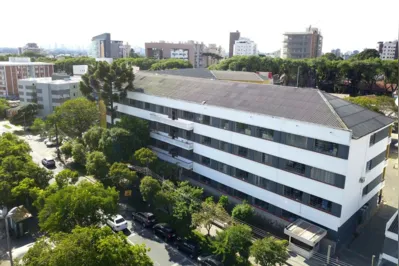 A Seed destacou que “se posiciona veementemente contra qualquer ato que possa fazer apologia ao nazismo dentro das escolas”