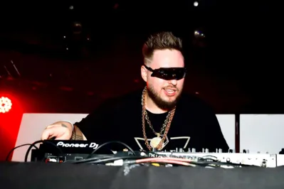 Imagem ilustrativa da imagem WZ Beat desabafa por não ser convidado para premiação do TikTok