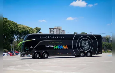 Imagem ilustrativa da imagem Campanha em ônibus convida turistas a visitar o Paraná