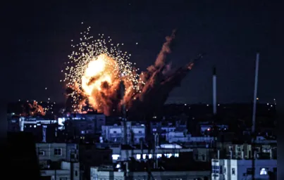 Imagem ilustrativa da imagem Israel lançou 1 bomba a cada 2 minutos sobre Gaza