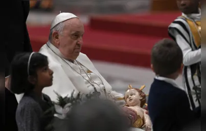 Imagem ilustrativa da imagem 'Nosso coração nesta noite está em Belém', diz papa Francisco
