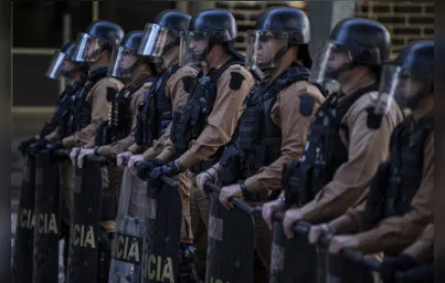 Imagem ilustrativa da imagem PMs do Paraná começam a usar câmeras nos uniformes