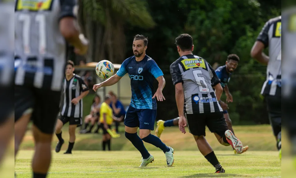 Com a chegada de Claudinei Oliveira, Rafael Longuine pode reaparecer como titular no Londrina no jogo contra o São Bernardo