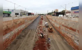 Empresa pede mais tempo para obra da trincheira a uma semana da entrega