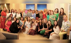 No aniversário de Vânia Queiroz