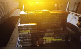 PRF aborda carreta na BR-369 e encontra quatro toneladas de droga