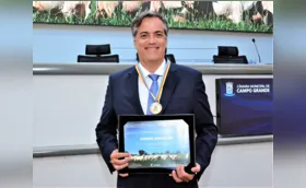 Presidente da ABCZ recebe a medalha comemorativa aos 50 anos da Embrapa