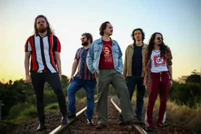Imagem ilustrativa da imagem Banda autoral londrinense O Hipertrópico sai em turnê sul-americana