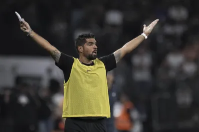 Imagem ilustrativa da imagem Em meio a maratona, Corinthians precisa vencer na Sul-Americana