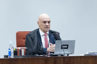As solturas coincidem com o momento em que o ministro Alexandre Moraes põe um freio na rigidez de decisões que envolvem o ex-presidente Jair Bolsonaro (PL) e seus aliados