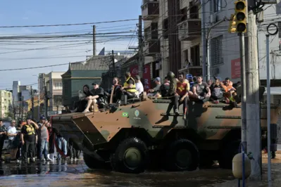 Imagem ilustrativa da imagem Número de mortos por fortes chuvas no RS sobe para 85