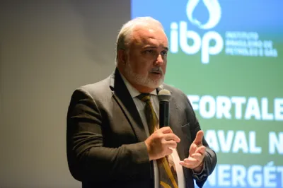Imagem ilustrativa da imagem Petrobras perde R$ 34,7 bi em valor de mercado após demissão de Prates