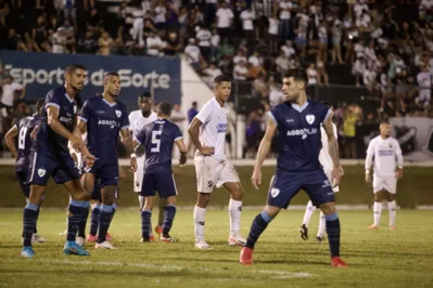 Imagem ilustrativa da imagem Primeira vitória na Série C diminui pressão sobre o Londrina