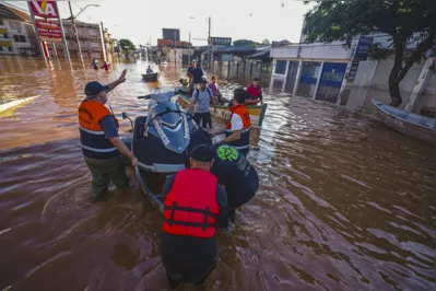 Do total de 497 municípios do estado gaúcho, 345 foram afetados pelas fortes chuvas da região