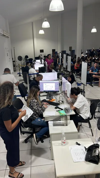 Imagem ilustrativa da imagem Último dia para regularização do título tem mil atendimentos em Londrina