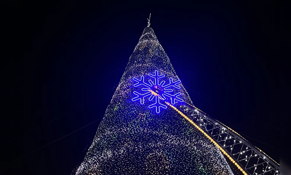 Imagem ilustrativa da imagem Decoração de Natal no lago tem orçamento de R$ 3,1 milhões