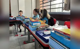 Alunos da rede municipal deverão receber material escolar em 2025