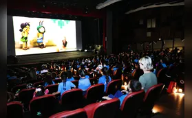Cinema gratuito amplia formação educacional em Londrina