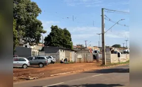 Ex-funcionários de obra da trincheira cobram pagamento da rescisão