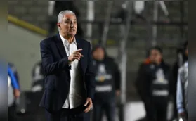 Flamengo oficializa a contratação de Carlos Alcaraz