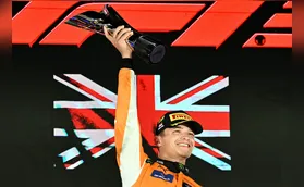 Norris deixa Vestappen para trás e conquista GP de Singapura