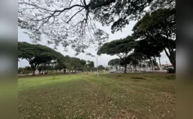 Quatro praças de Londrina deverão receber banheiros e vestiários