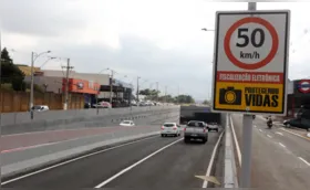 Radares são instalados para teste na trincheira da avenida Leste-Oeste